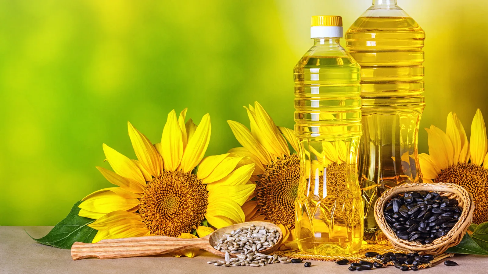 Refined Sunflower Oil Bulk Wholesale 100% Pure High Quality Edible Cooking Oil Golden Yellow Premium Food Grade Packaging
