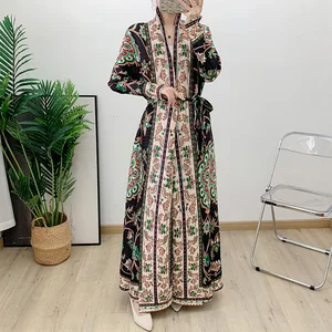 Factory Quality Fast Delivery Miyake Pleated Abaya Design Stretch Cardigan Ladies Fashion Abaya Traditional Abaya