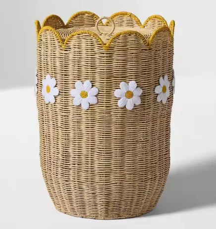 Cute Daisy Rattan Hamper with Lid for Kids' Storage Basket Featuring Charming Floral Details Made in Vietnam