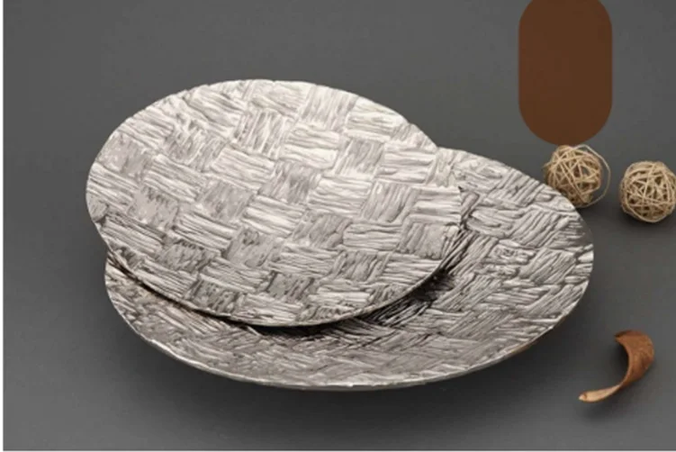 Antique-Style Round Serving Tray Handmade Aluminium Metal with Iron Plate Dishes for Home or Party Tabledecor From Factory