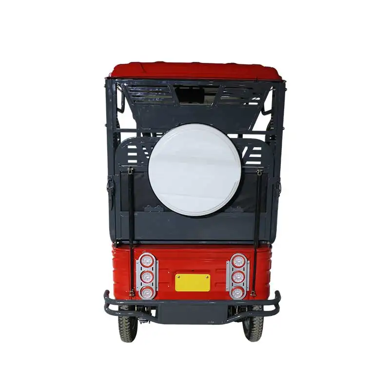 QSD Latest Factory Delivery High Quality 48v 1200W Battery Operated Electric Rickshaw Open Passenger Tuktuk India Style for Sale