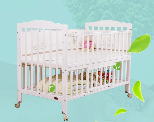 EMA Factory Extendable Wooden Adjustable Child Swinging Crib Used for Toddler Bed Design for New Born Baby