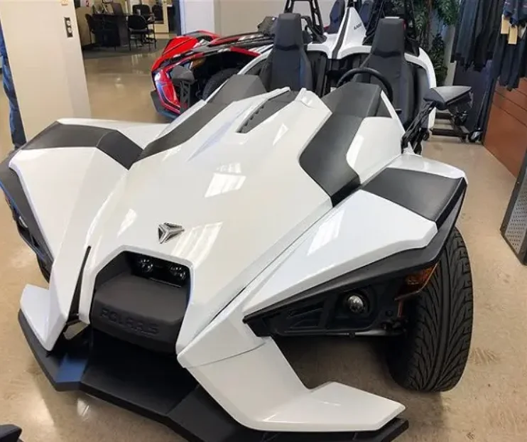 Polaris Slingshot 4 колеса