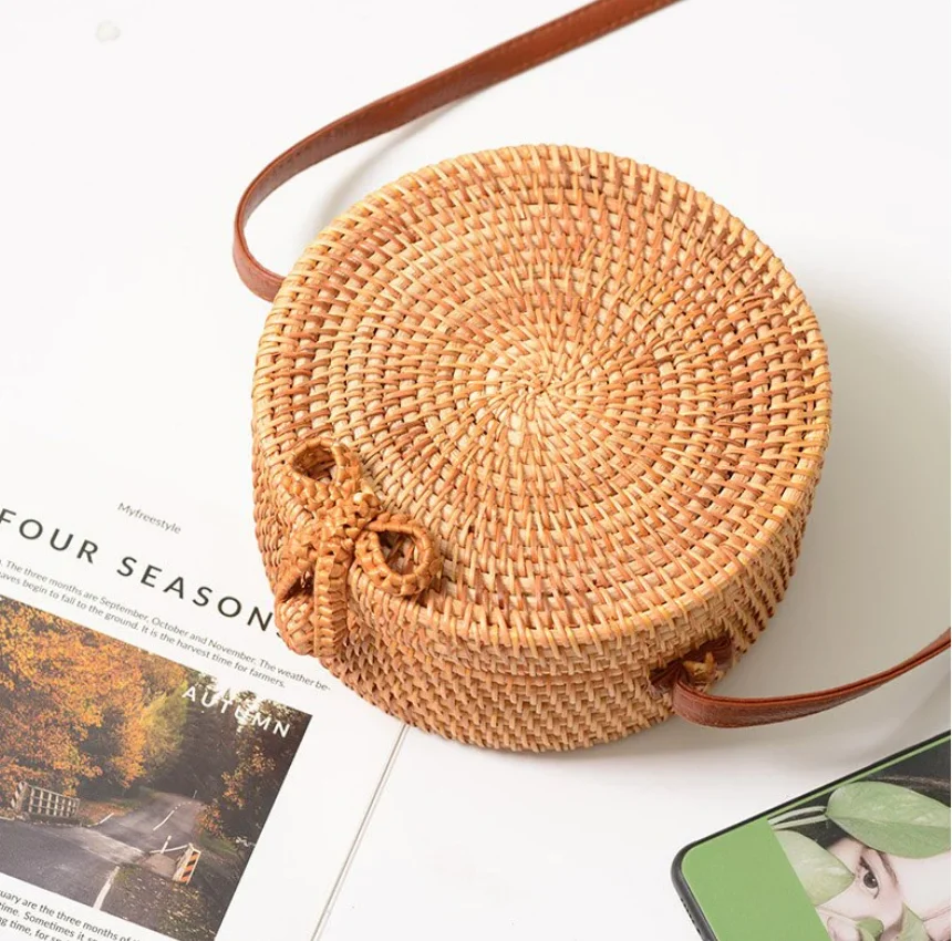 Wholesale Summer Vacation 2023 Round Rattan Diy Women Sling Handmade Bags African Vietnam Beach