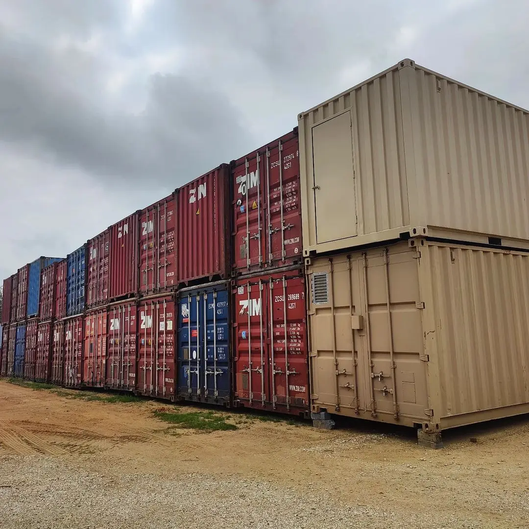 Shipping Containers 40 Feet High Cube Used And New 40ft And 20 Ft Affordable Rates Online Buy 0546