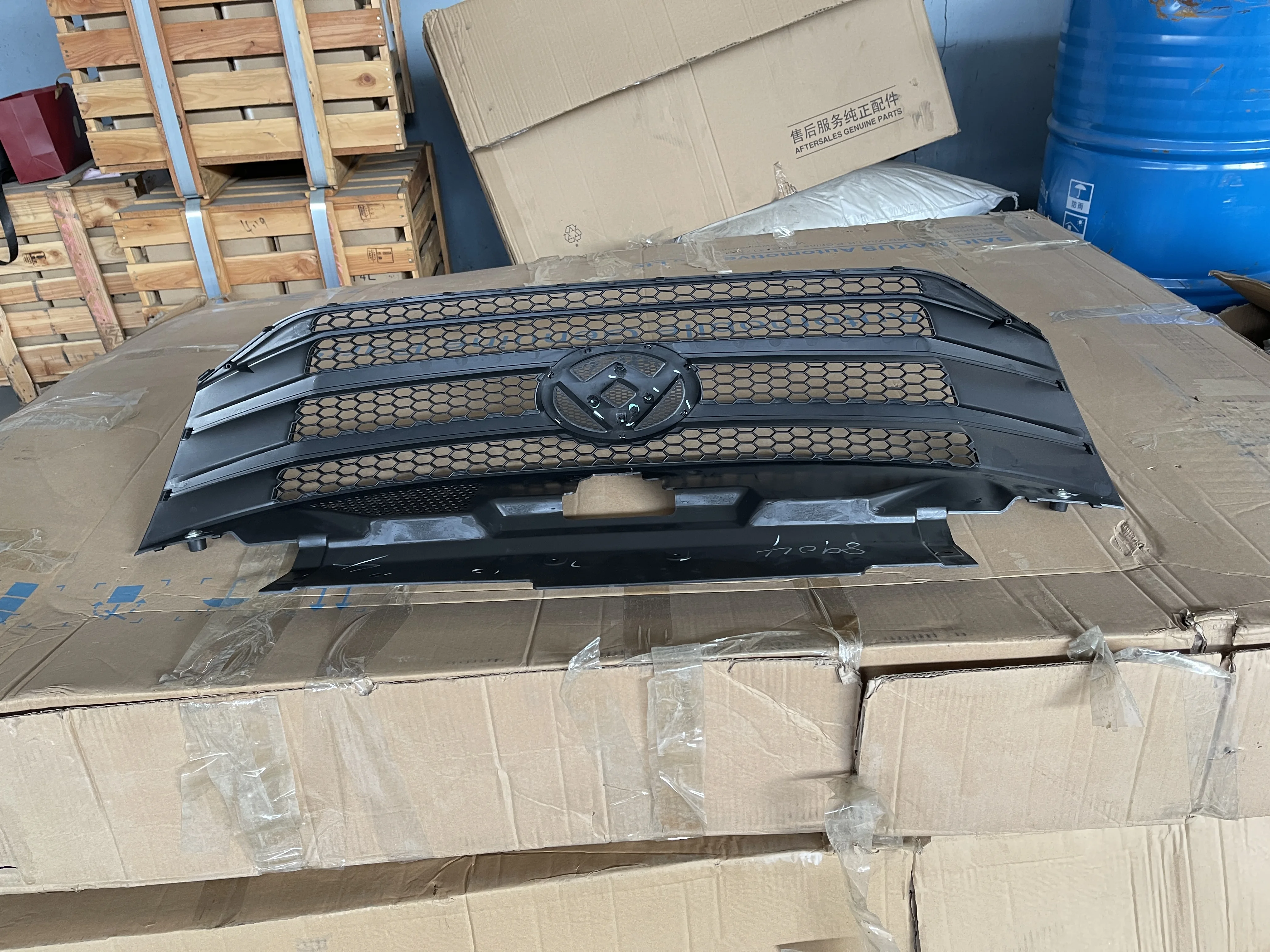 #C00198904 MAXUS Front Grille Assembly Official Original Accessories For all Series manufacture