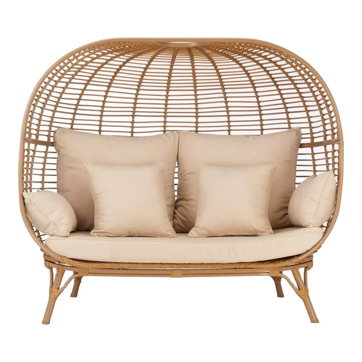 Durable Comfortable Rattan Egg Chair Day Bed Beautiful Outdoor Indoor