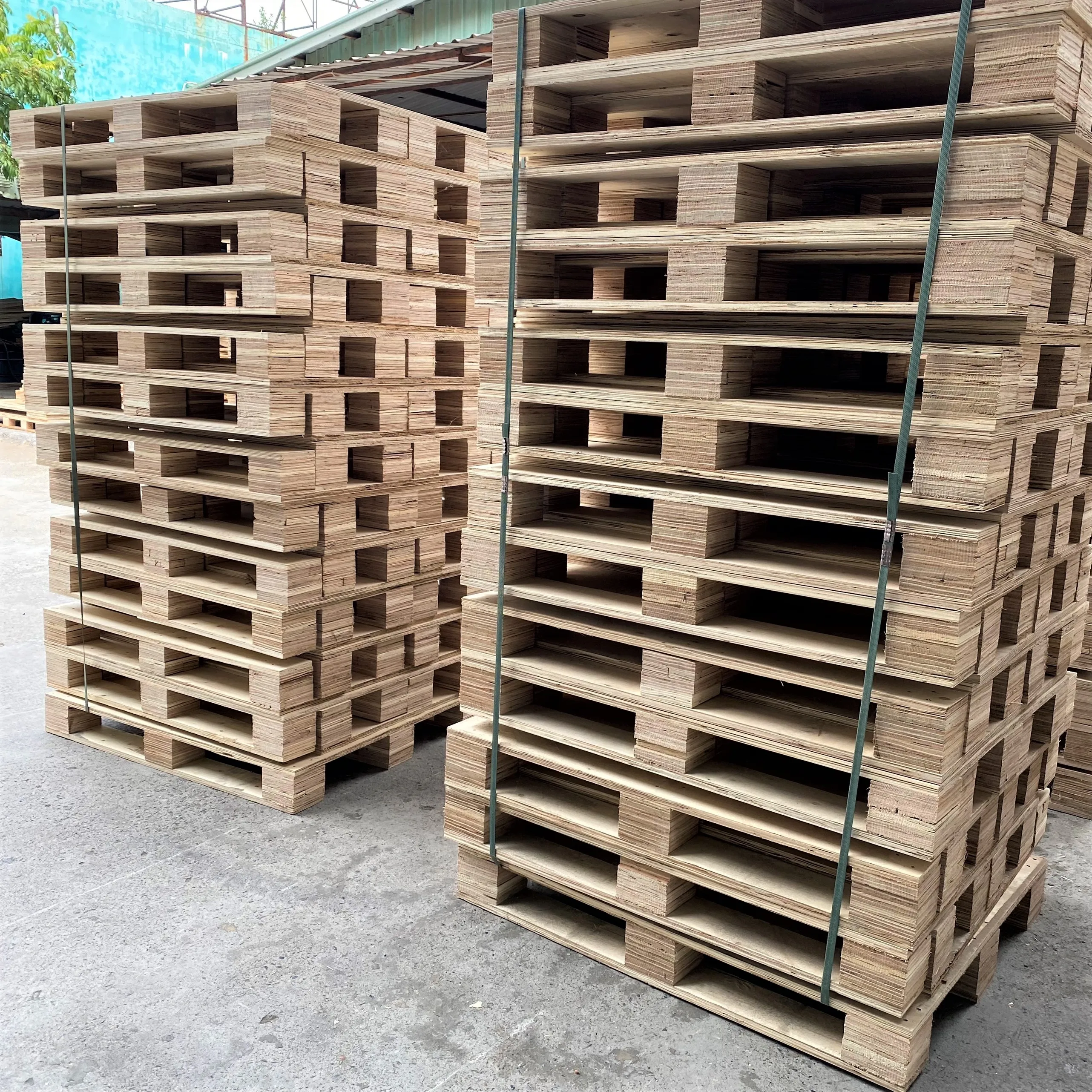 Production Line Pallet Wooden Box Pallet Wood High Quality Competitive