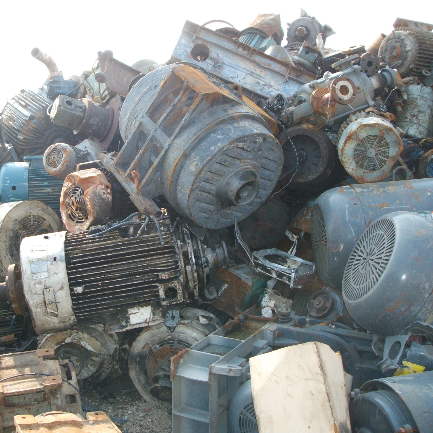 2025 Recycling Industry Demand Electric Motor Scrap with High Copper Yield, Wholesale Used Motor Scrap at Factory Price Supply