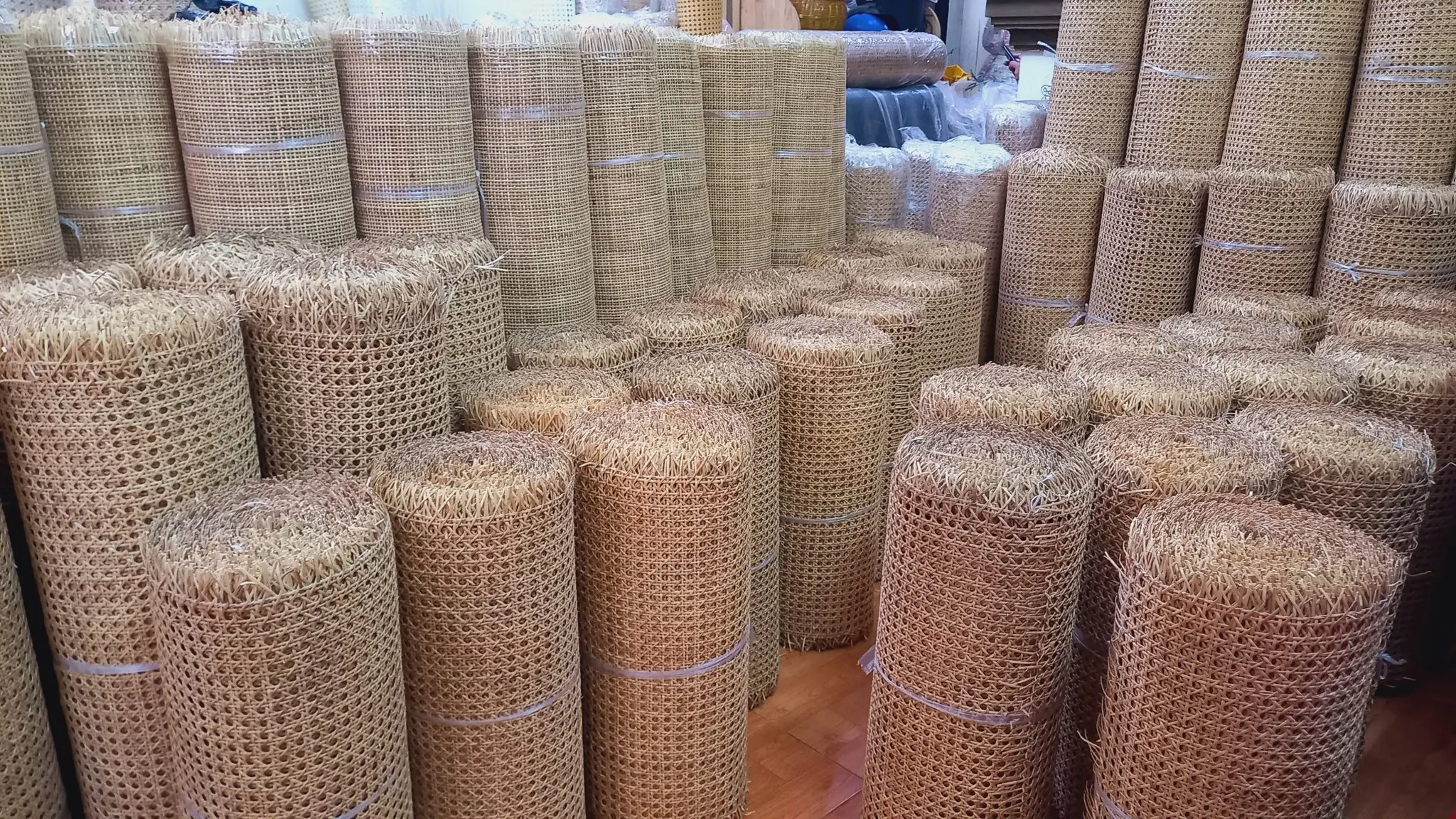 2024 New Arrival Collection Design Hexegon Rattan bing Cane Roll