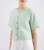 มีสีเขียวขุ่น