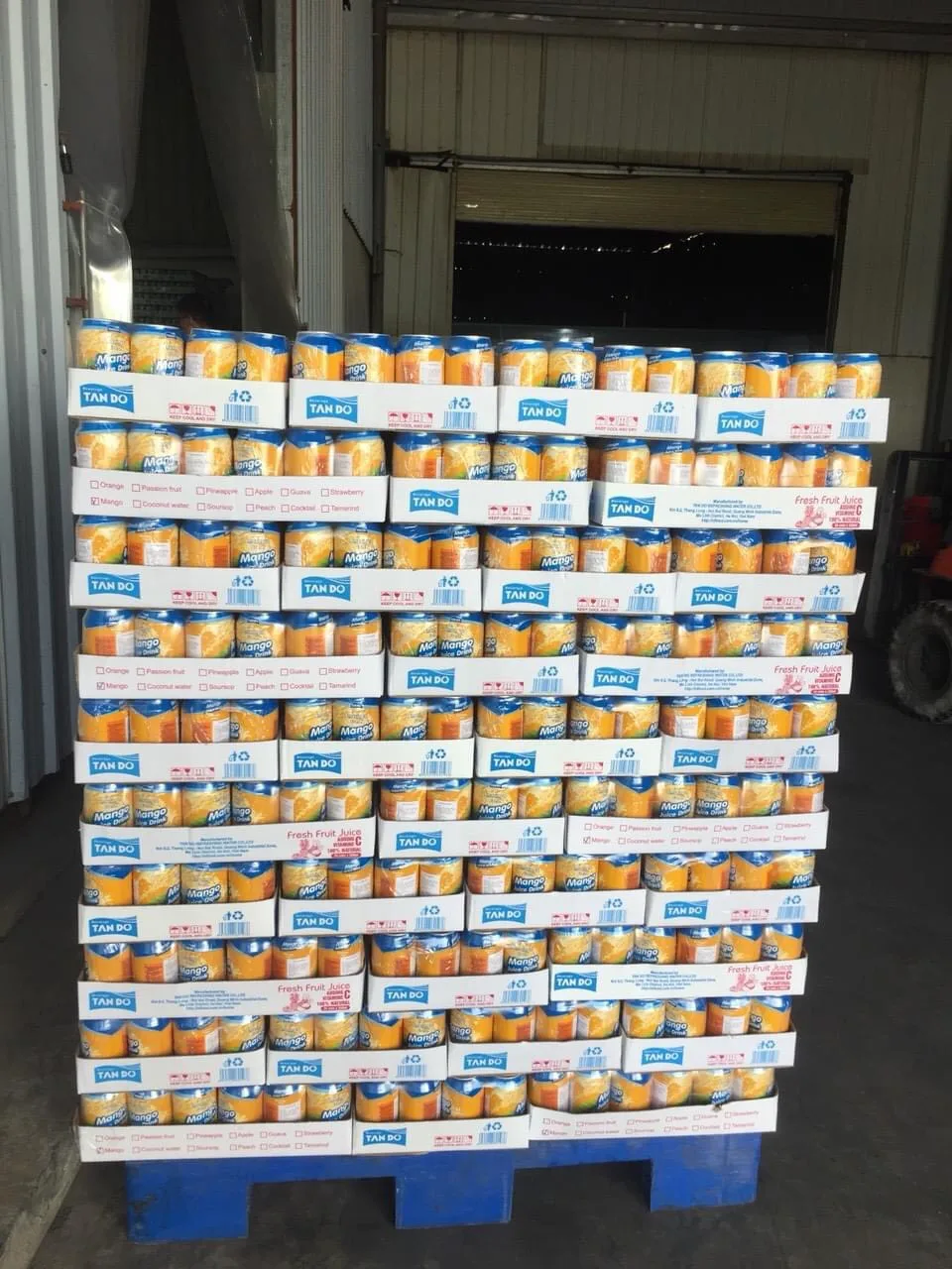 High Quality Wholesale Vietnamese Lychee Fruit Juice 330ml Can For