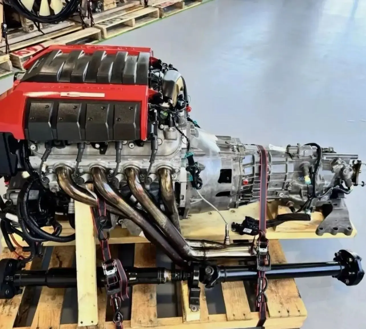 2.4L Turbocharged V8 car engines for sale to USA California  at cheap price with free shipping Buy 1 car engine and get one free