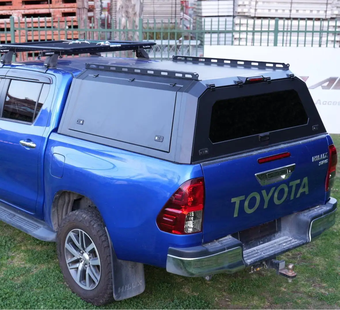 TOYOTA ハイラックス用 ハードトップキャノピー 防水カスタムフィット