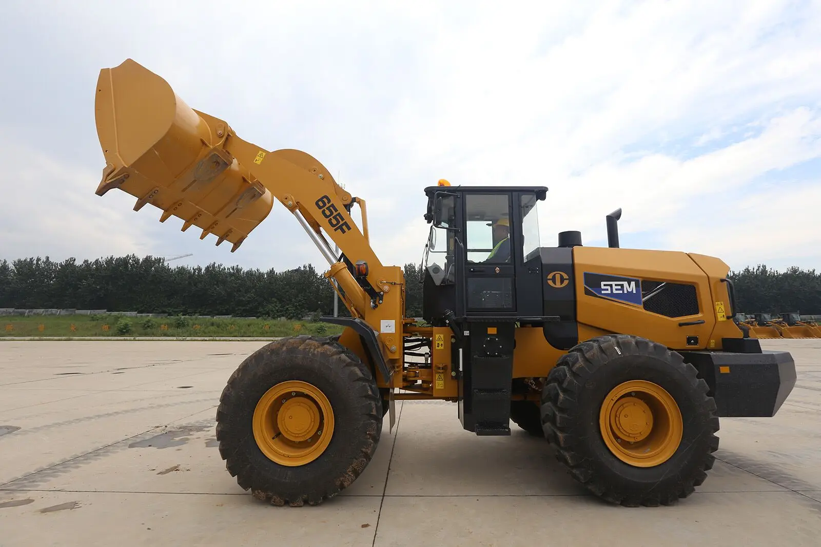 Полноприводный 5-тонный погрузчик сочлененный колесный с расширенным рычагом высокое качество и низкая цена