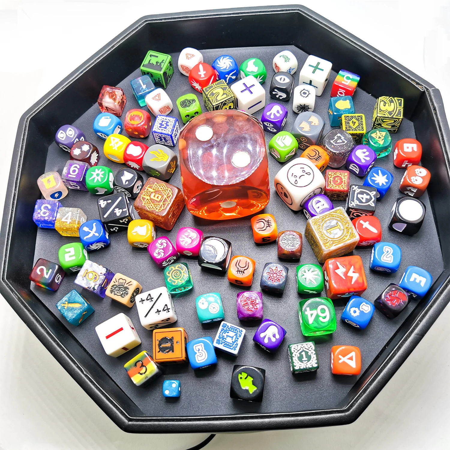 Custom Printed Dice Resin 6 Sides Board Dice Plastic 16mm 30mm 40mm D4