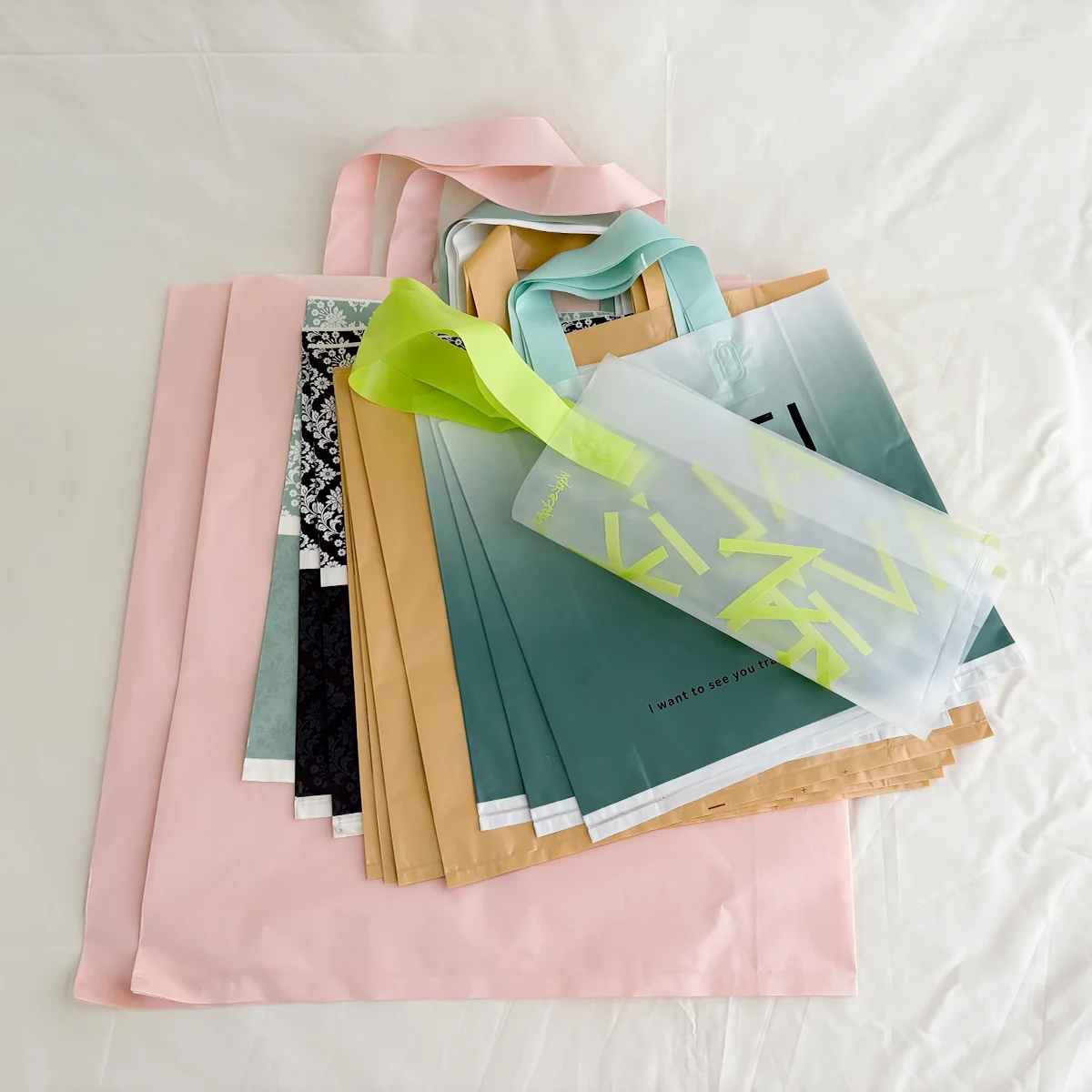 PE shopping bag 1.png