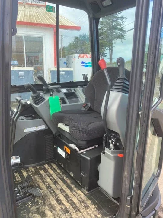 2023 Bobcat E35R2 Compact Excavator with Kubota Engine 3ton Operating Weight Gear Pump Motor-K
