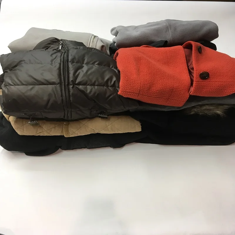 bales-of-second-hand-clothes-thrift-clothes-bales-vintage-jacket-for