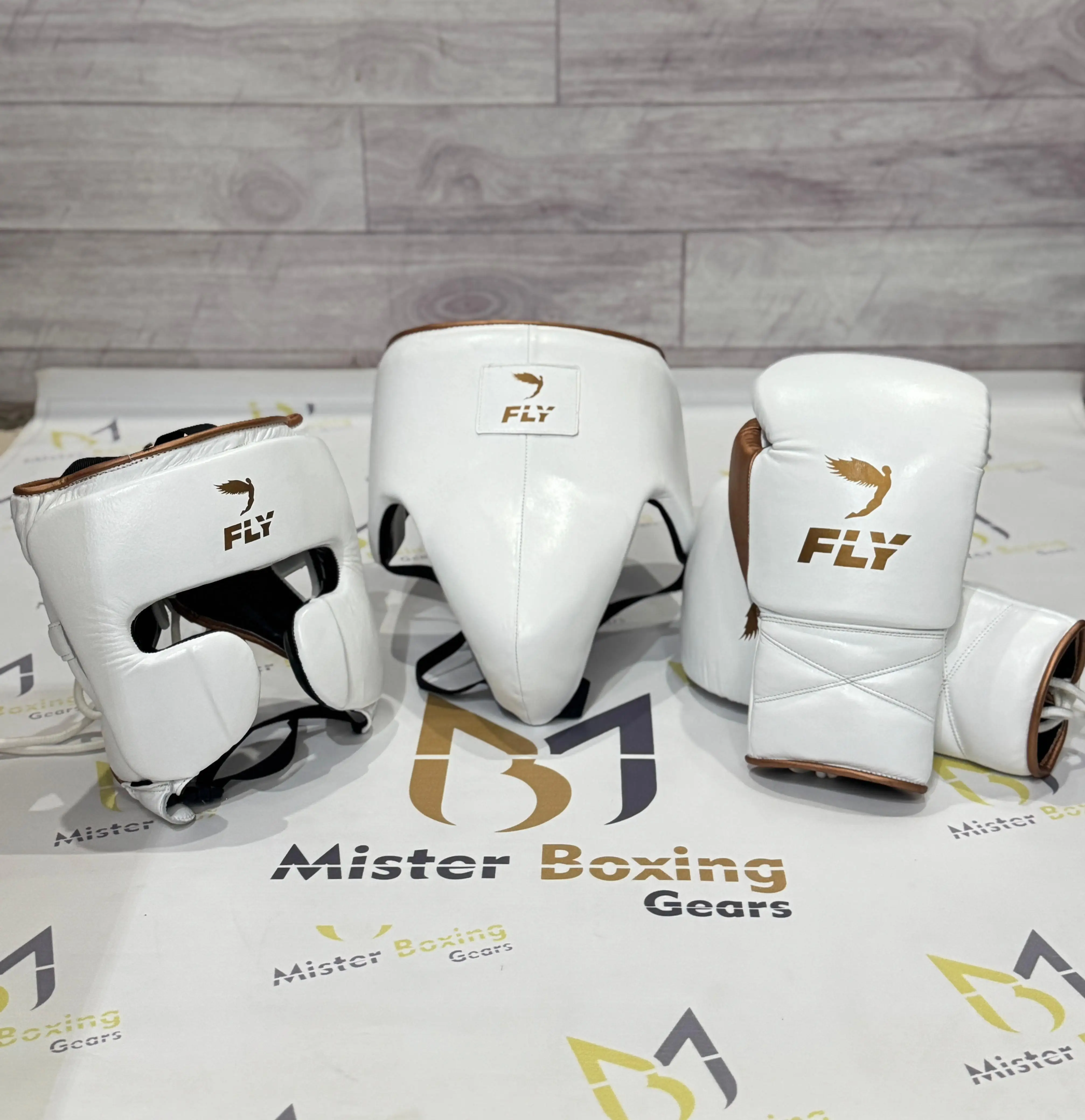 Premium Fly Boxing Set - Leather Gloves & More for Fighters