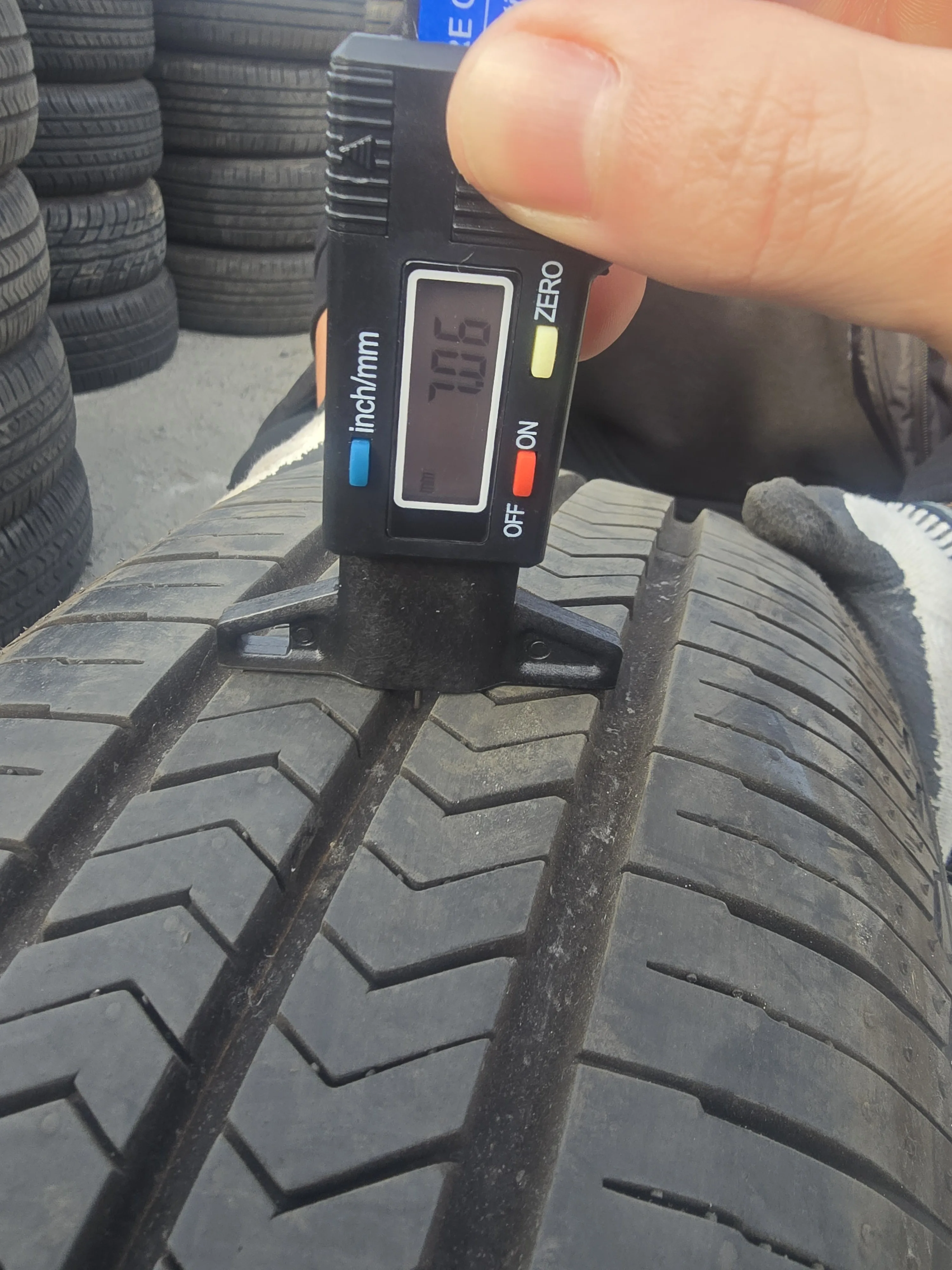 High performance and Specialized in good quality used tires IK Global is the largest used tire exporting company in South Korea