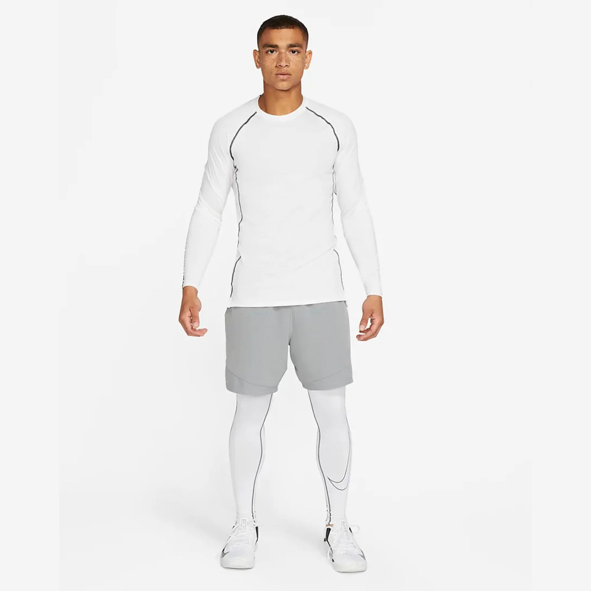 Впитывающий пот Легкий эластичный 92% полиэстер 8% спандекс Белый Мужской приталенный Топ с длинным рукавом со встроенной воздухопроницаемостью