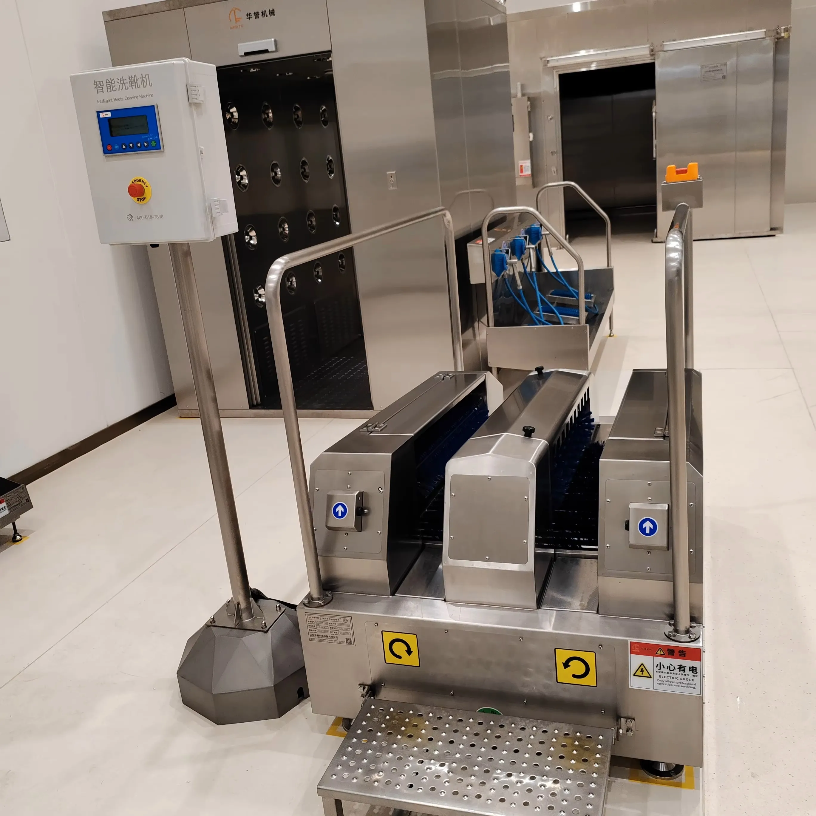 Industrial stainless steel automatic boot cleaning machine for industrial and food processing purposes