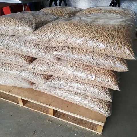 15kg Bags Packaging Pine Wood Pellets (din Plus / En Plus Wood Pellets ...