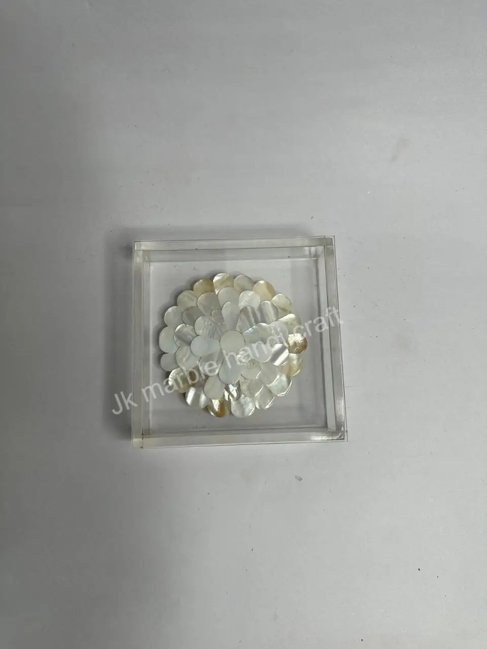 Handmade Beautifully Decorative Mother of Pearl Inlay Mirror Wholesale Price