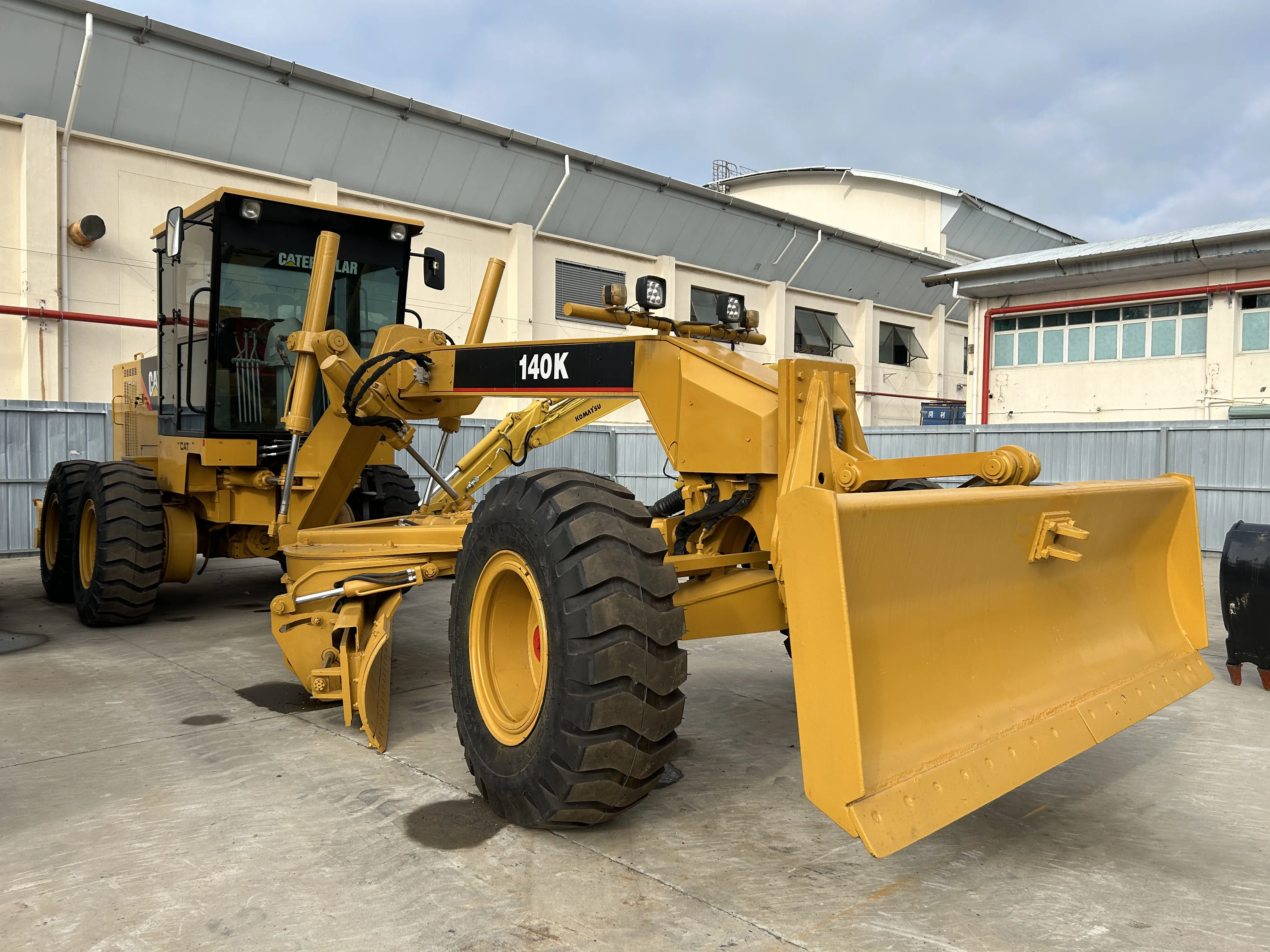 Front Blade Grader Used CAT 140K Motor Grader in Pakistan