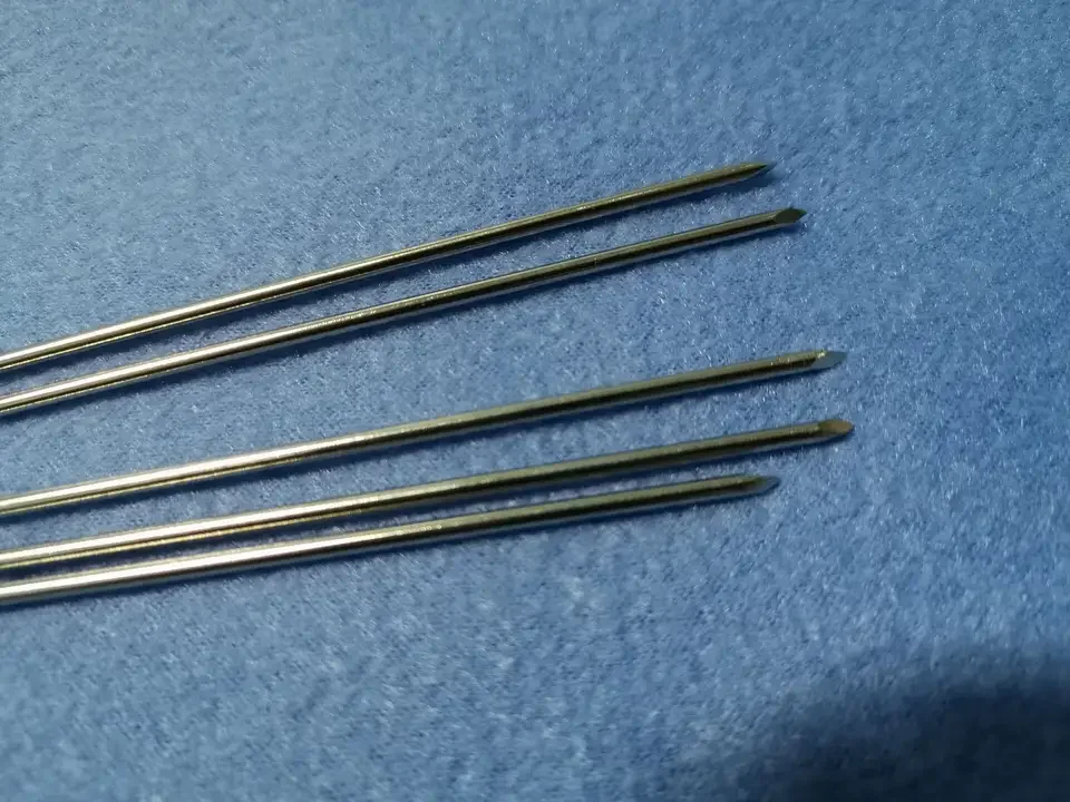 キルシュナー線Kワイヤー整形外科手術器具ステンレス鋼骨固定ピン医療