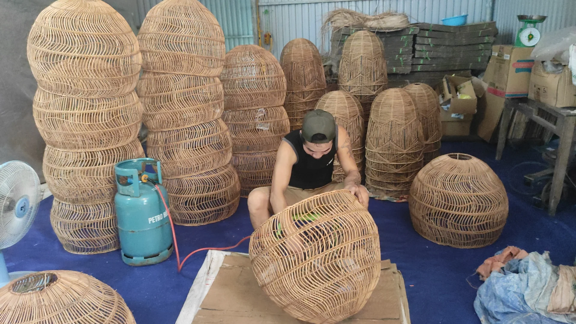 2024 Design New Bamboo Rattan Lantern Table Decor Indoor Outdoor Candle