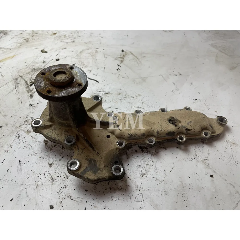 Factory Quality OEM V2203 Water Pump for Kubota