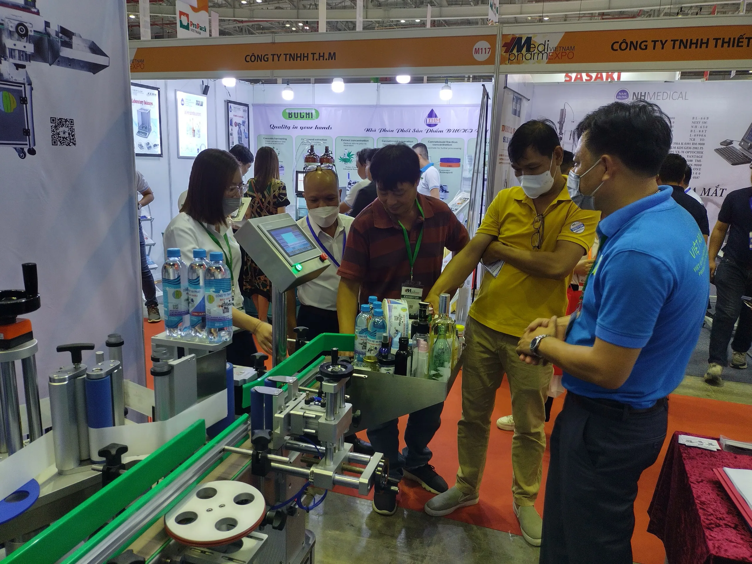 Good Price Machine Vap1101 Semiautomatic Flat Labeling Machine (up