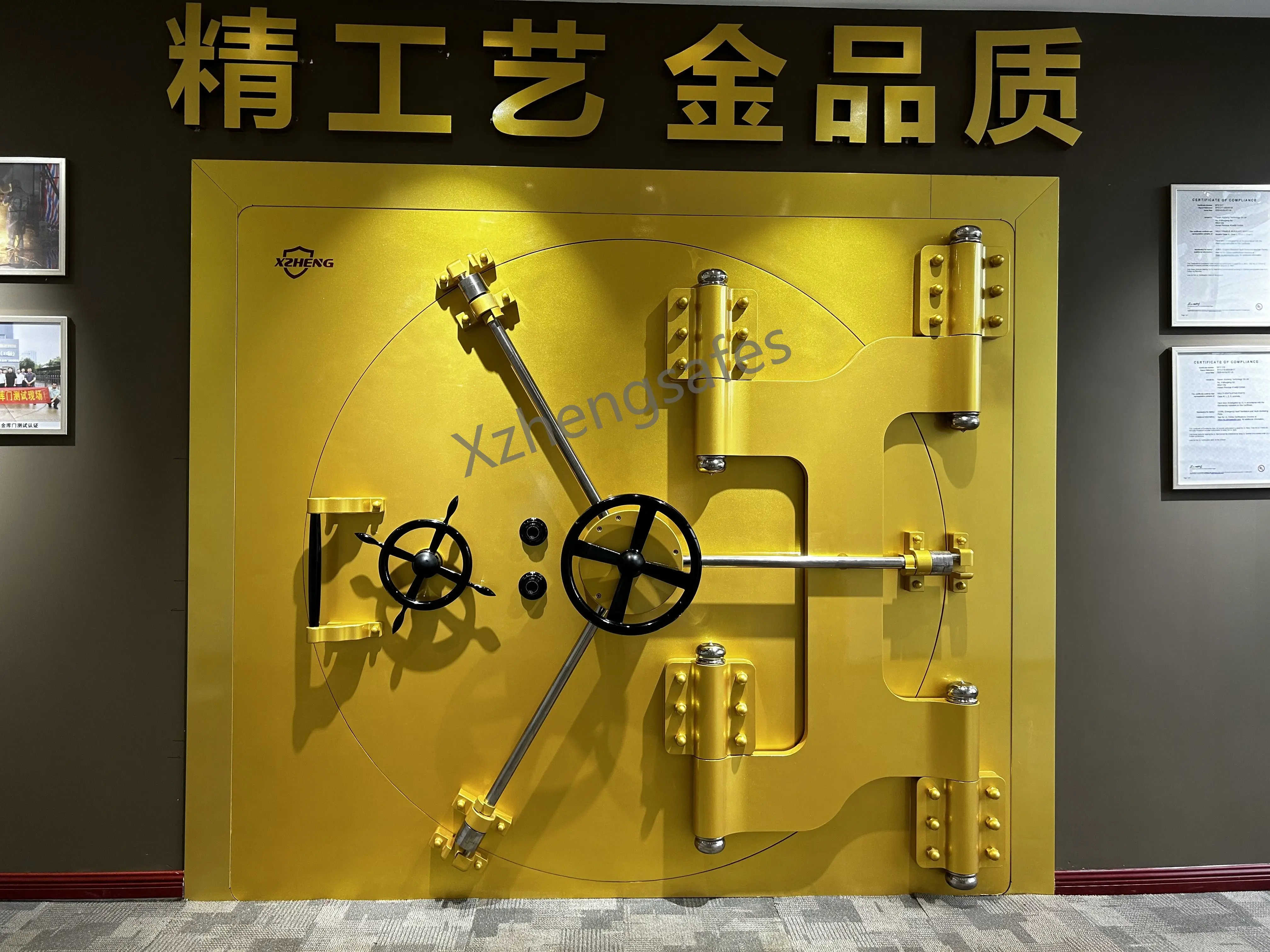Steel Circle Vault Door with Color Painting and Heavy Hinge Relocking Device Vault Door for Decorative