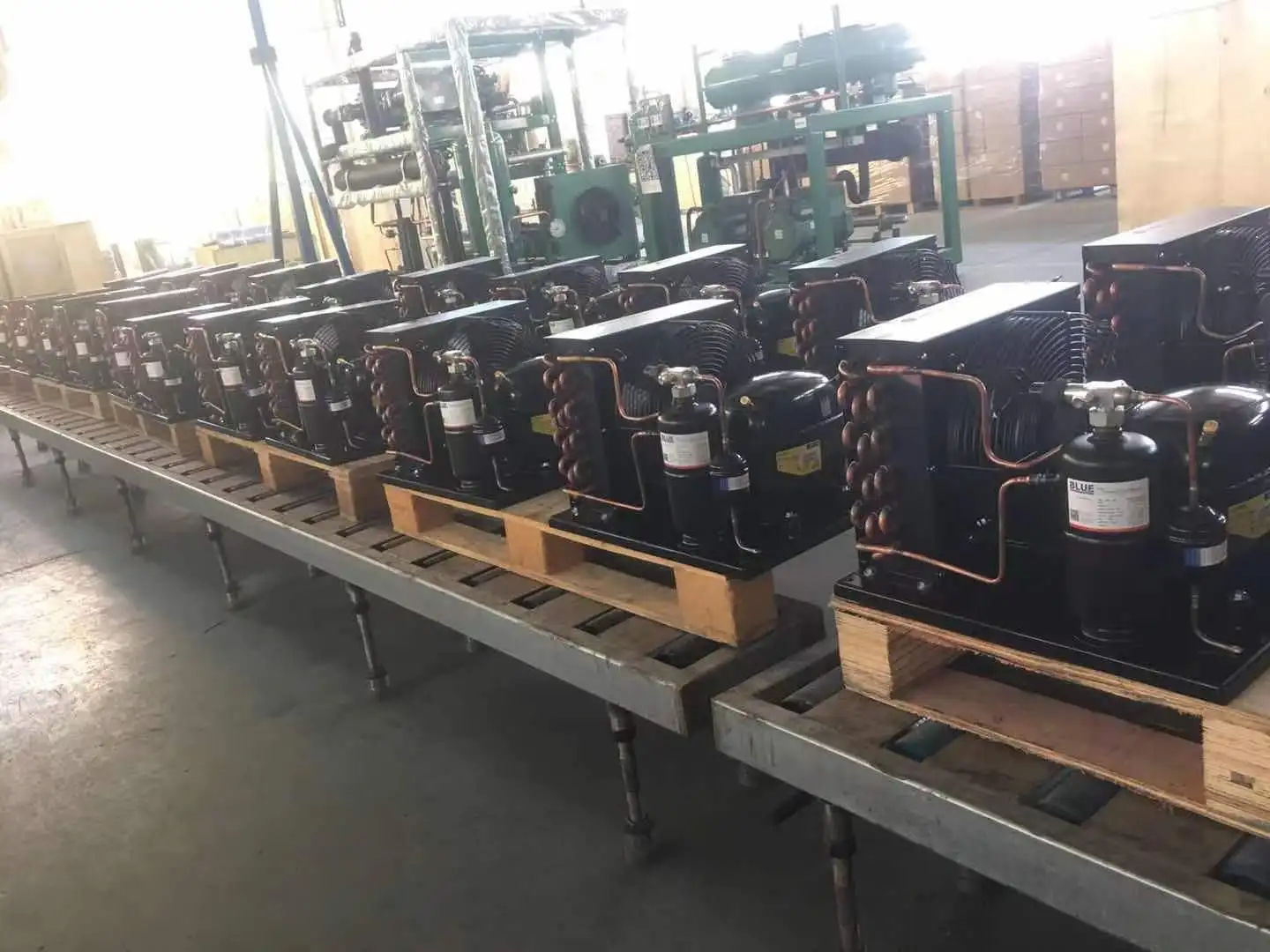 LUCT хладагент R404a компрессоры Comptek конденсаторные