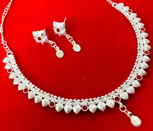 Classic Vintage Imitation Copper Daily Life Fashion Jewelry Set-Necklace Earrings Brooches Combs Gift