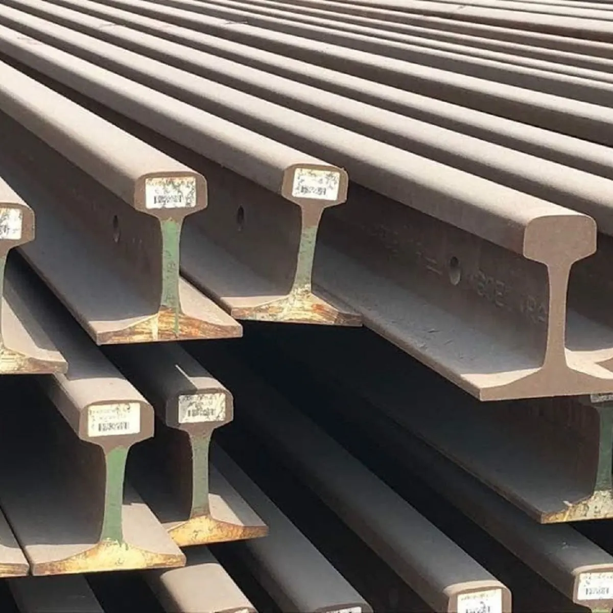 Bulk HMS 1&2 Heavy Metal Steel Scrap | Used Rail Scrap R50 R65 | Shredded Iron & Bundle Steel Scrap for Melting and Recycling