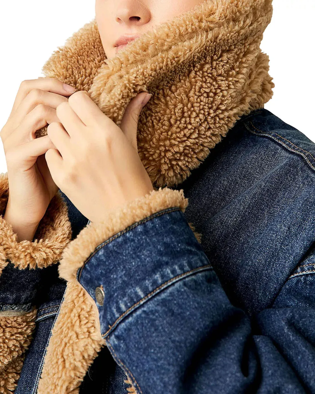 Custom Faux Fur Collar Fashion Ladies Denim Jacket Baggy Style Warm Mixed Media Women Jackets