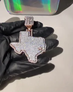 New Hip Hop Trendy Fashion Ice Cut Moissanite S925 Sterling Silver Claw Set Unique Pendant Custom Unisex Party Gold Necklace