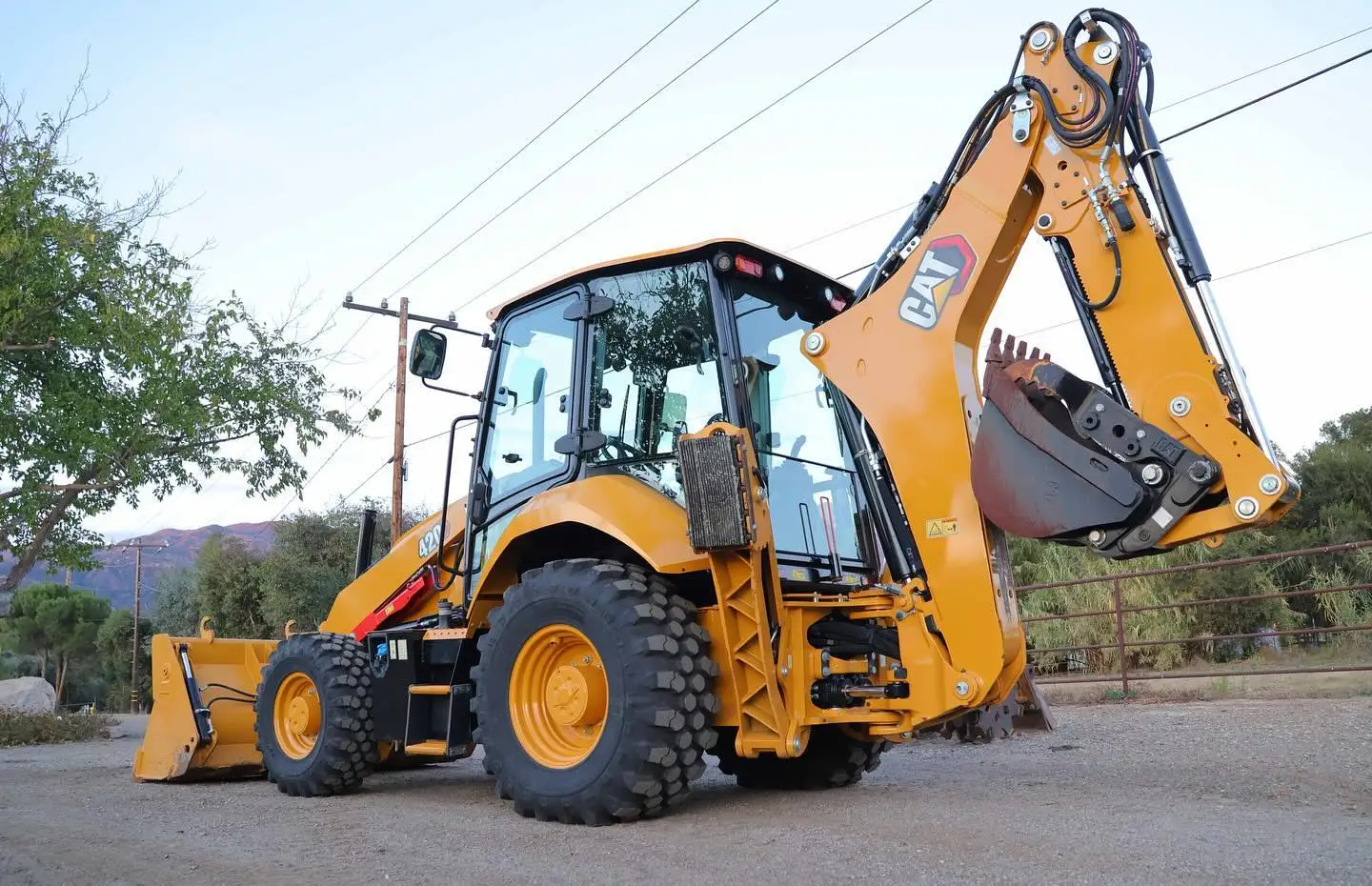 2021 CAT 420 4x4 Backhoe Loader Bucket Hydraulic Thumb Hydraulic 260 Hours 4.1 Wheel Loader United States Front Loader Tractor