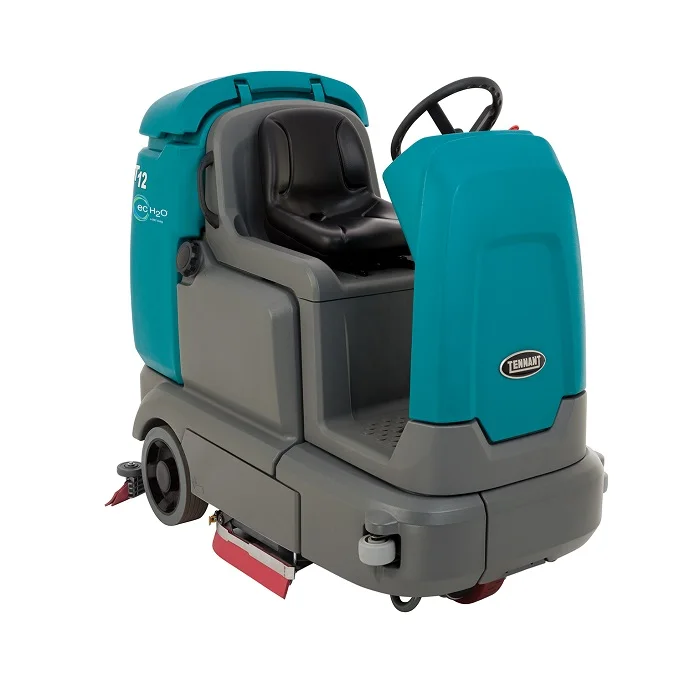ET-100\ Battery Operated Car Type Ride on Floor Scrubber Commercial Tennis Court Floor Road Sweeper Machine