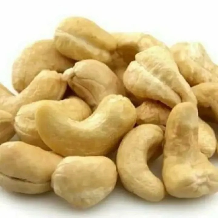 Wholesale High Quality Vietnamese Roasted Salted Cashew Nuts All Sizes Best Price vacuum bag Packaging