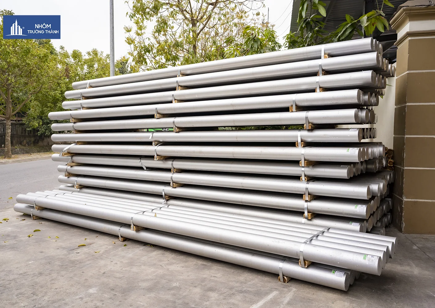 Aluminium Profile V Shape Mounting Alloy 6063 Durable Cheap Price