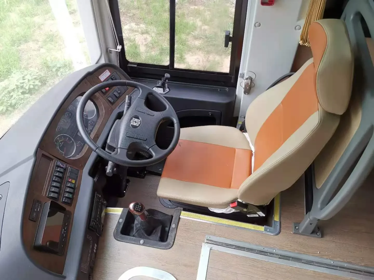 Game-Changer Zhongtong LCK6125C Transforming Public Transport With Innovative Electric Bus Coaches and 220kW Motor Technology Ready To Drive - Image 3