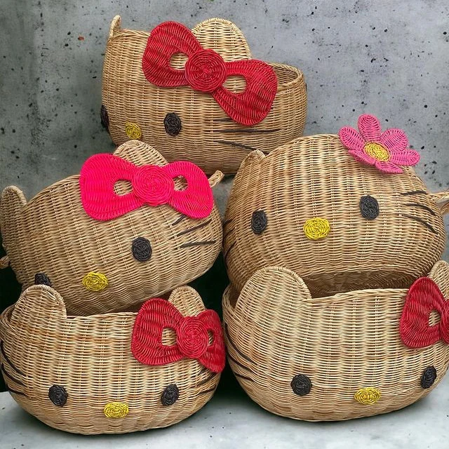 Hello Kitty Basket Natural Rattan Storage Container