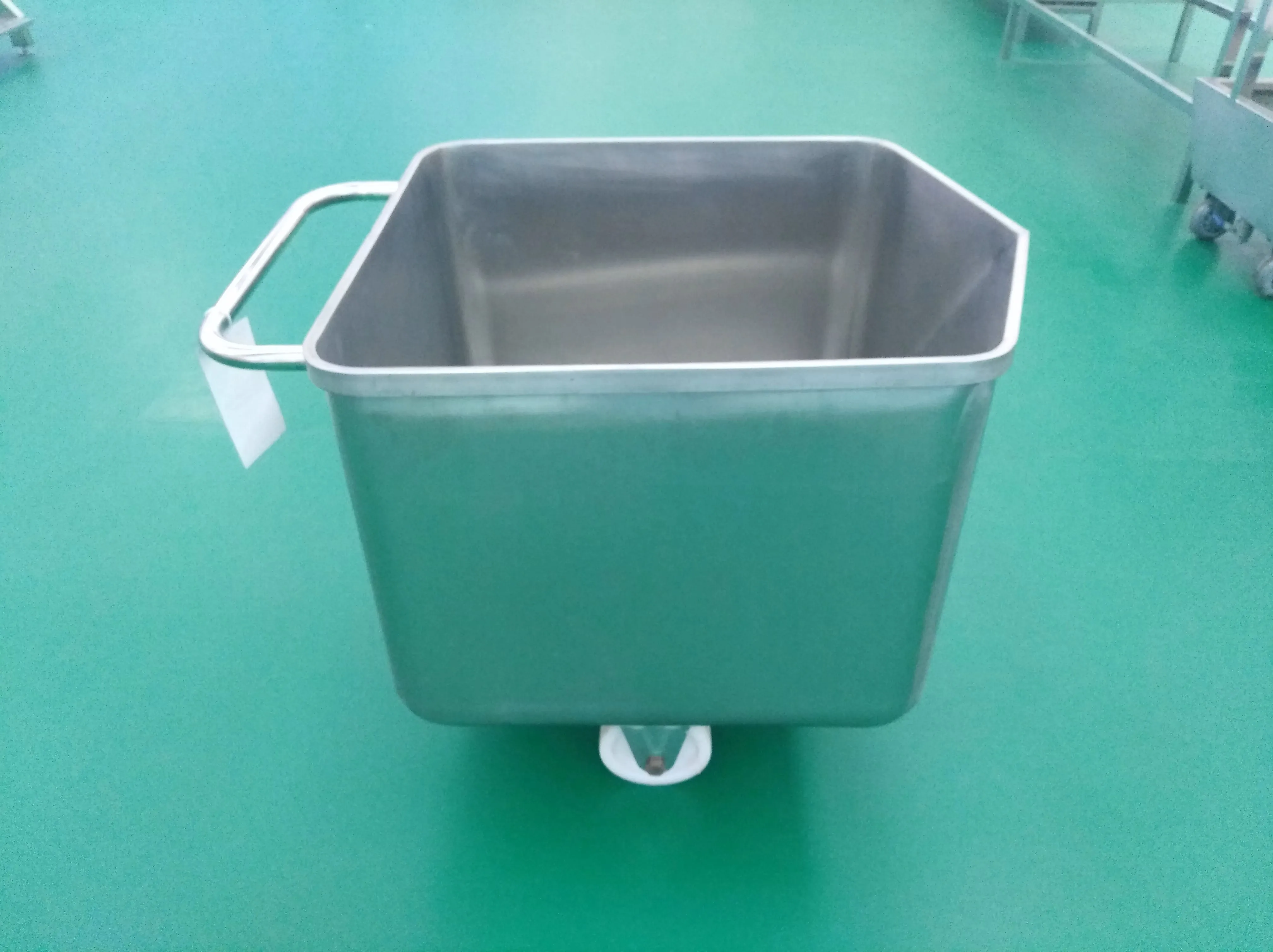 304 stainless steel trolley, 200 liter capacity, for meat and food processing