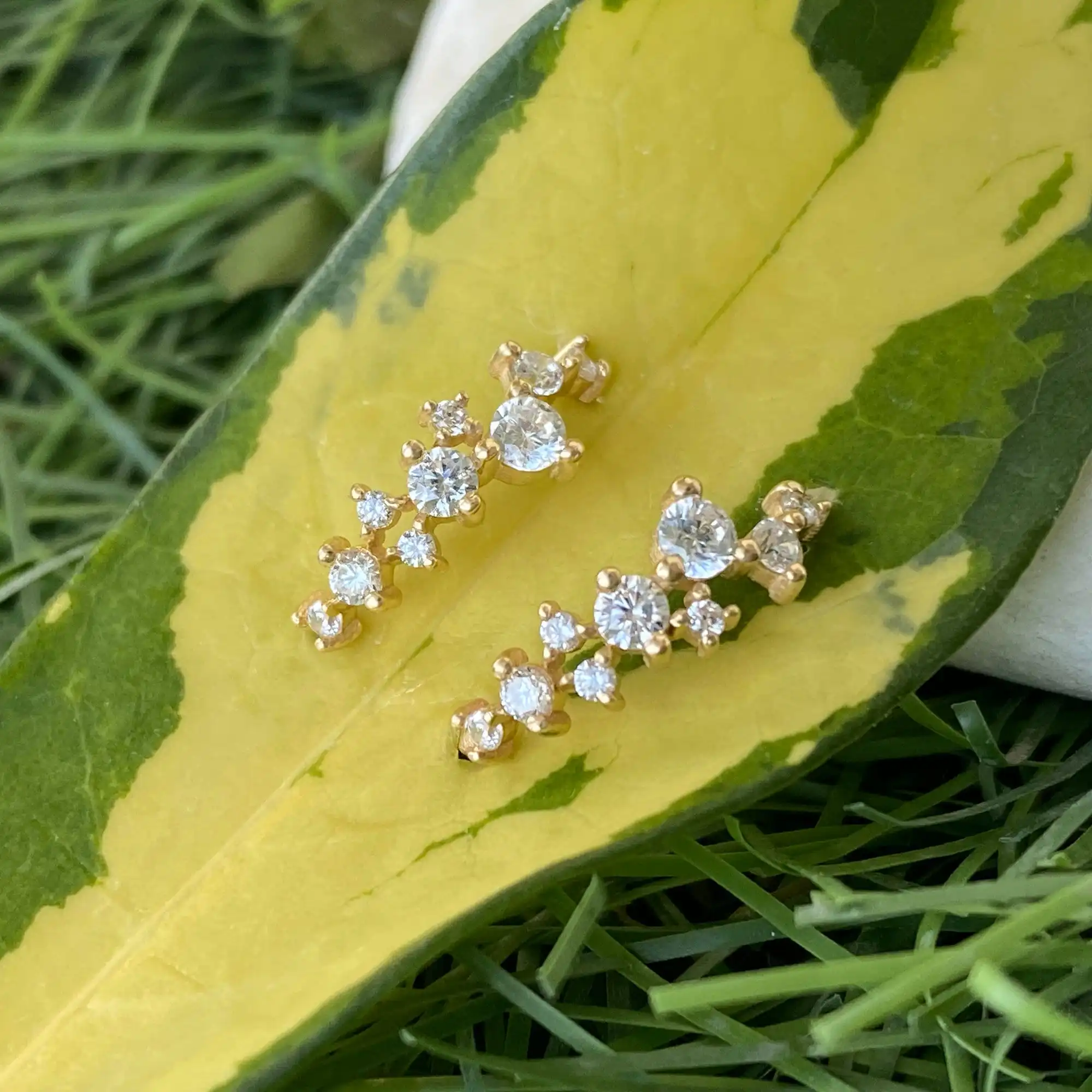 14k Solid Gold Diamond Iconic Cluster Minimalist Hoop Earrings For