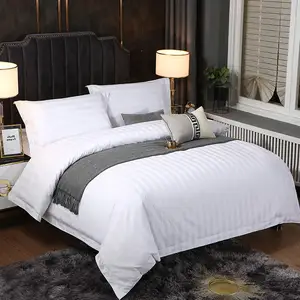 OEM Standard Woven Hotel Bedding Set 100% Cotton Sateen Eco-Friendly 4-Piece Set Custom Logo for Luxury Hotels and Resorts