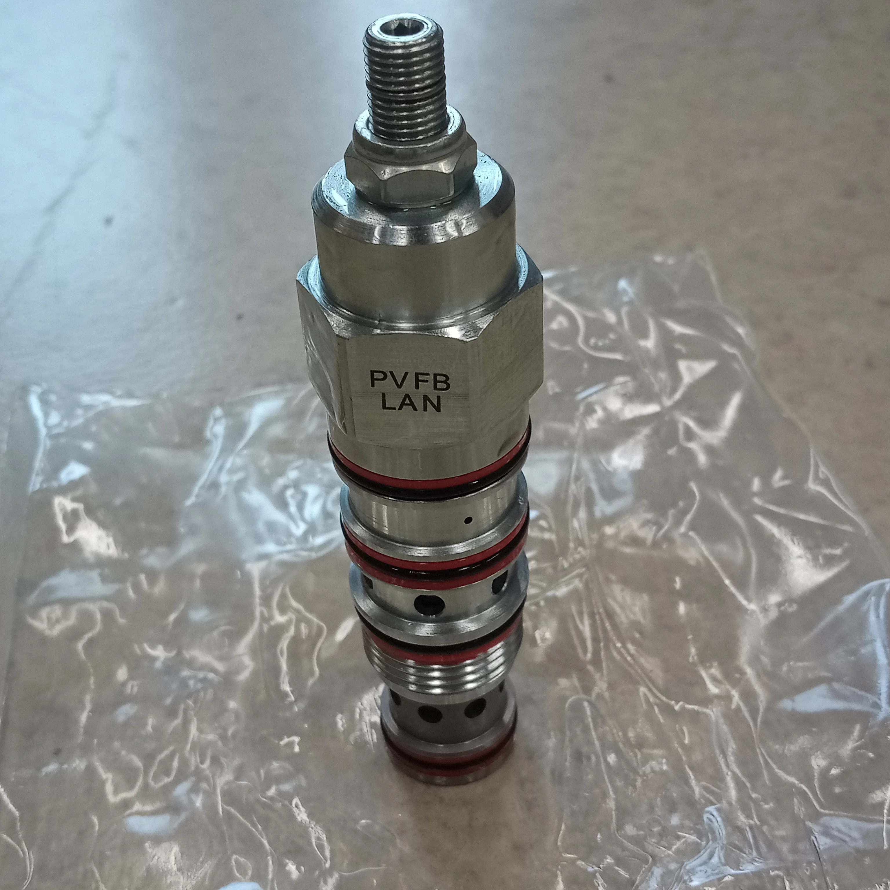 RPEC-LAN) Pilot Operated, Balanced Piston Relief Valve, 95 L/min, T